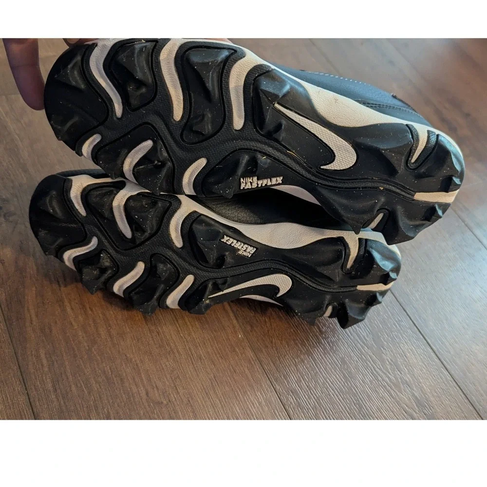 Nike Alpha Huarache 4 Keystone Kids Baseball Cleats Black White IQ1048-001 5.5Y